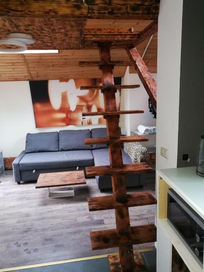 Wohlfuehloase - Zimmer, Appartment - Im Herzen Starnbergs ห้อง รูปภาพ