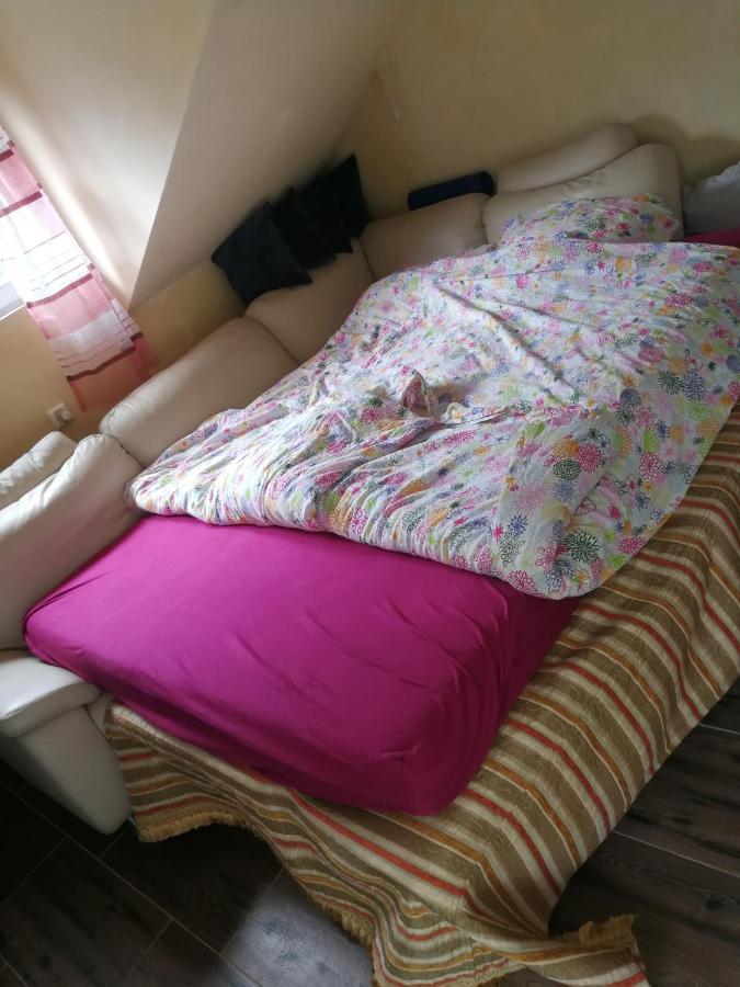 Wohlfuehloase - Zimmer, Appartment - Im Herzen Starnbergs ห้อง รูปภาพ